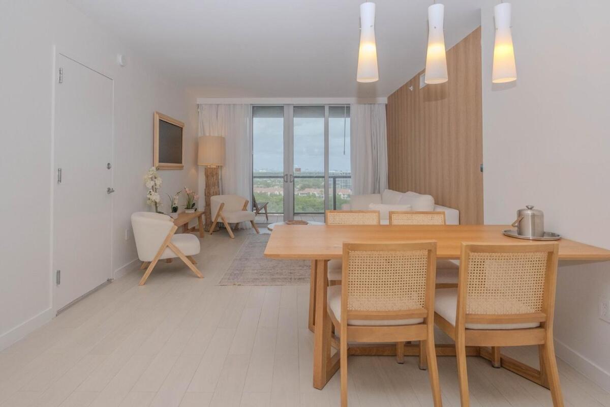 2B 2B Luxury Ocean Views Apt In Hallandale Beach Lägenhet Exteriör bild